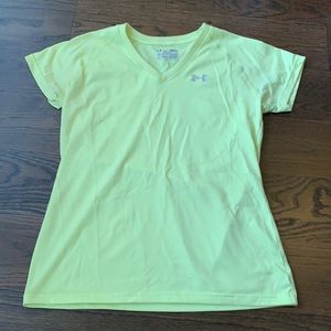 Under armour small tee bright yellow